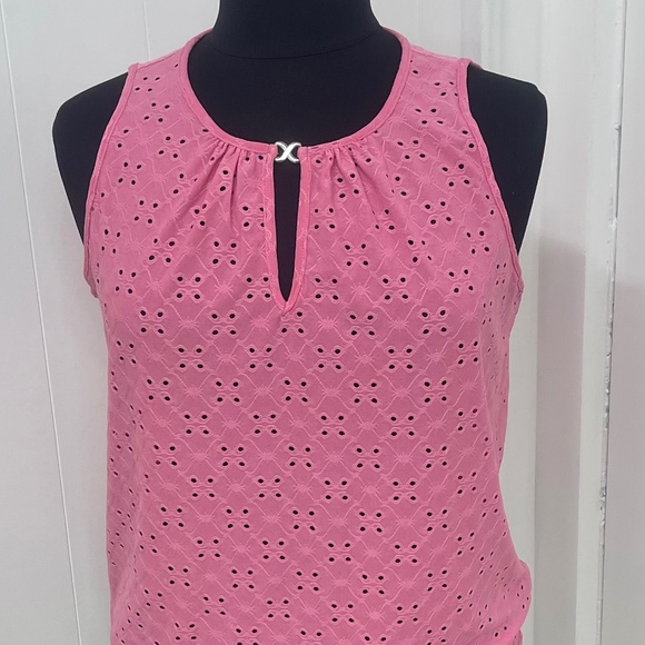 SHEIN Women’s XL Pink Sleeveless Eyelet Tank Top Keyhole Front Summer Blouse - Picture 1 of 5